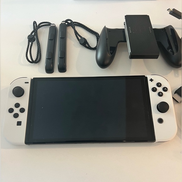 Near Mint Nintendo Switch OLED Video Game Console - Picture 6 of 7
